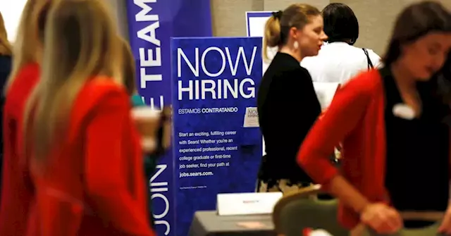 Private companies add 213,000 jobs in January, easily topping expectations: ADP/Moody's Analytics