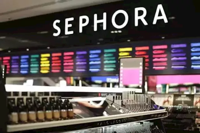 Sephora and Ulta's fight for the $48.3 billion makeup industry