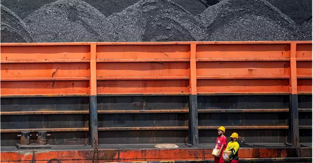 Indonesia holds talks with industry on coal distribution problems, export ban