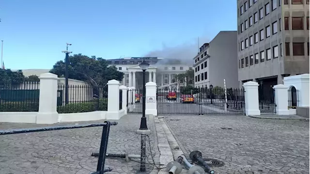 Parliament fire now active in National Assembly: Minister De Lille - SABC News - Breaking news, special reports, world, business, sport coverage of all South African current events. Africa's news leader.