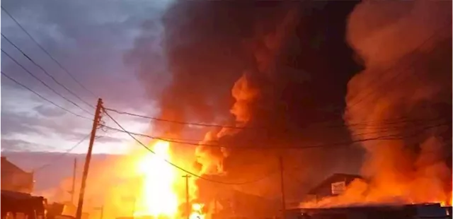 Fire razes Oko food market in Anambra