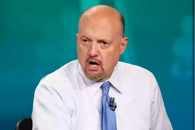 Cramer Says Selling Not Done for Tech Stocks Trading at High Multiples to Sales: ‘Those Have Had It'