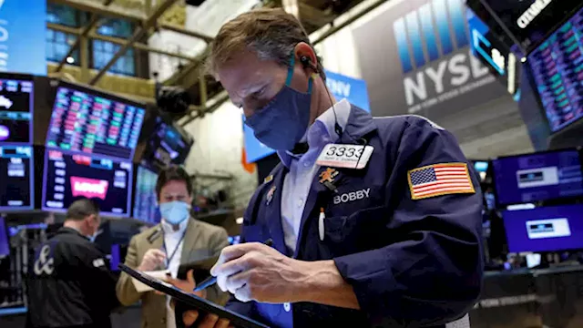 Santoli: Stocks tick higher on megacap earnings, but are the real-money investors back?