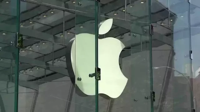 Video: Apple becomes first company to hit $3-trillion market value