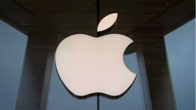 Apple becomes first US company to hit $3 trillion market value - SABC News - Breaking news, special reports, world, business, sport coverage of all South African current events. Africa's news leader.