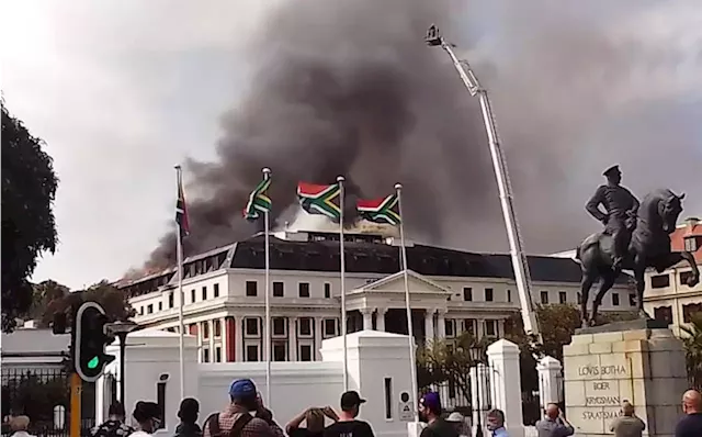 Nehawu and Parliament agree to end public spat over cause of fire - SABC News - Breaking news, special reports, world, business, sport coverage of all South African current events. Africa's news leader.