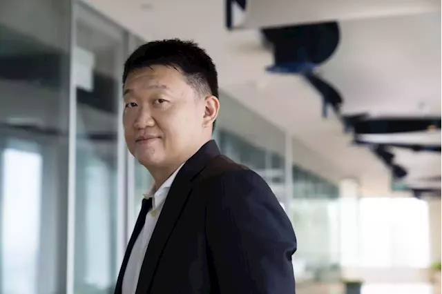 International Finance: Gaming Billionaire’s Wealth Plunge Accelerates to $10 Billion After Tencent Sale