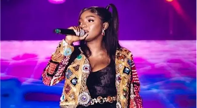 Always market yourselves, Simi advises up-and-coming artistes