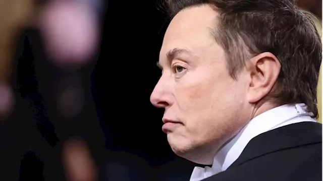 Elon Musk touted the 'importance' of Tesla being a publicly traded company just 4 years after trying to take it private with his 'funding secured' tweet | Autoblog