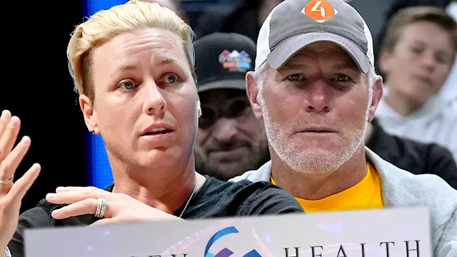 Abby Wambach Leaving Brett Favre-Backed Company Over Welfare Funds Scandal