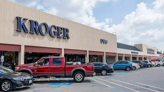 Kroger announces deal to merge with Albertsons to form a mega grocery chain | CNN Business