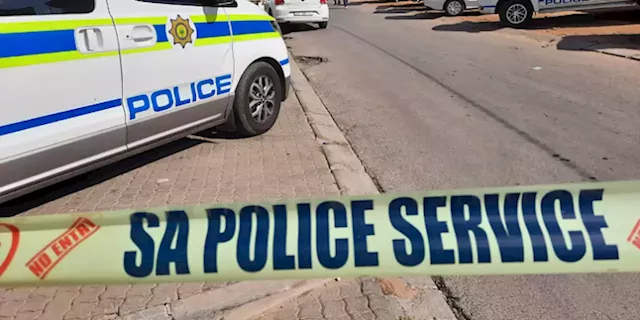 EC police search for suspects after three teenagers were shot dead in Port St Johns - SABC News - Breaking news, special reports, world, business, sport coverage of all South African current events. Africa's news leader.