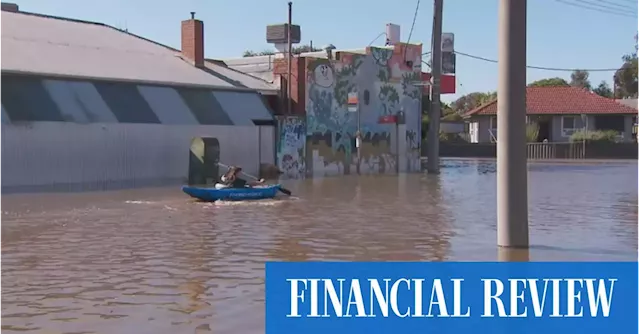 Flooding disrupts major Victorian agricultural companies