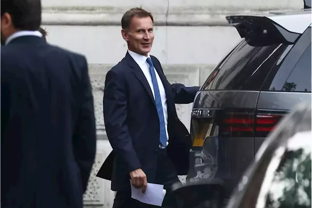 New UK finance minister Hunt reverses Truss' economic plan in dramatic U-turn