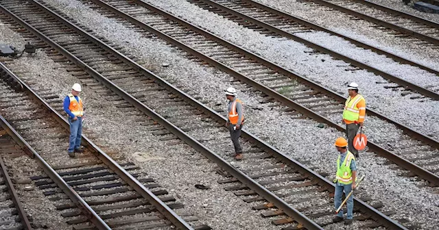 Despite Record Profits, Rail Companies Reject Union's Demand for Paid Sick Leave