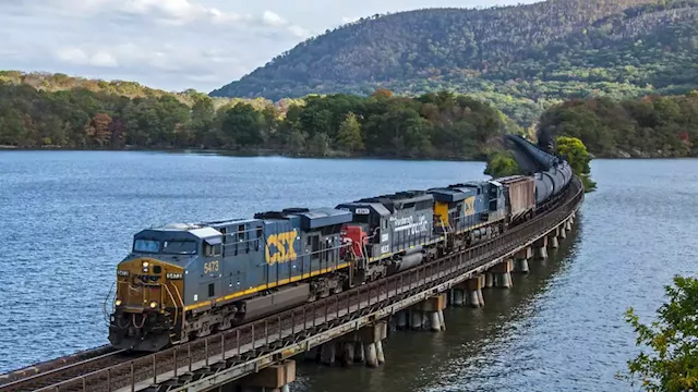 Although efficiency dropped, CSX saw earnings jump on higher prices - Jacksonville Business Journal