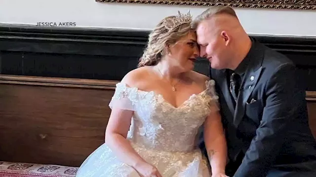 Couples stranded on wedding day say they're still struggling to get refunds from video company