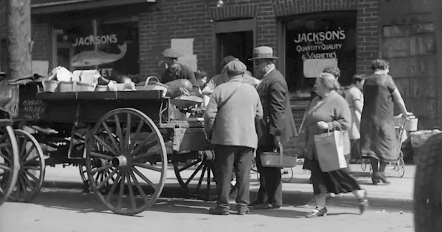 Here's what Kensington Market in Toronto has looked like since the 1910s