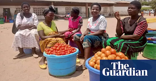 ‘Everything’s gone up’: soaring inflation hits Malawi’s market trade