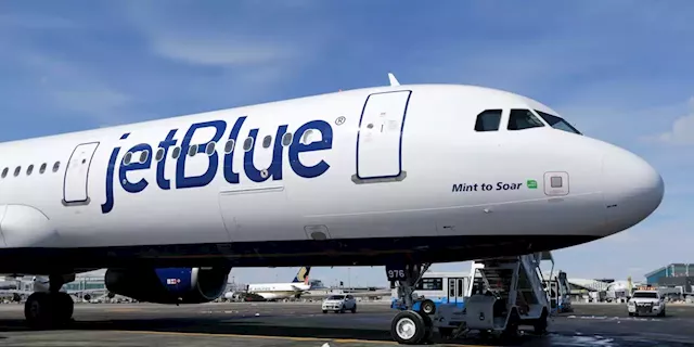 JetBlue stock slides on Q3 earnings miss