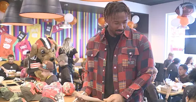 Browns DE Myles Garrett donates Taco Bell campaign earnings to Boys and Girls Clubs of NEO