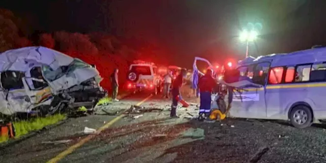 Six people killed in head-on collision on R-60 in Boland - SABC News - Breaking news, special reports, world, business, sport coverage of all South African current events. Africa's news leader.