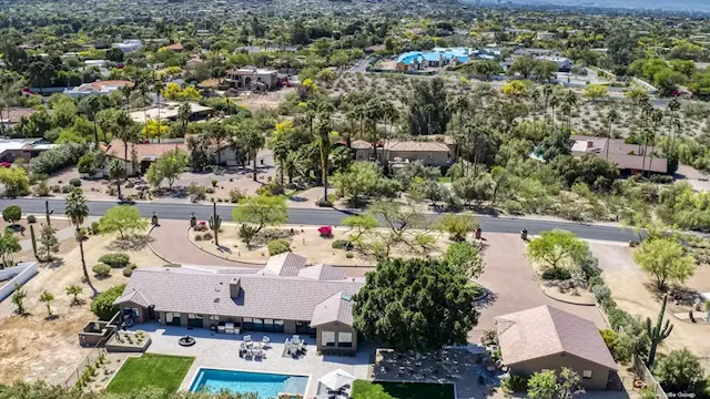 Launch Real Estate puts celebrity photographer's Paradise Valley home on market - Phoenix Business Journal