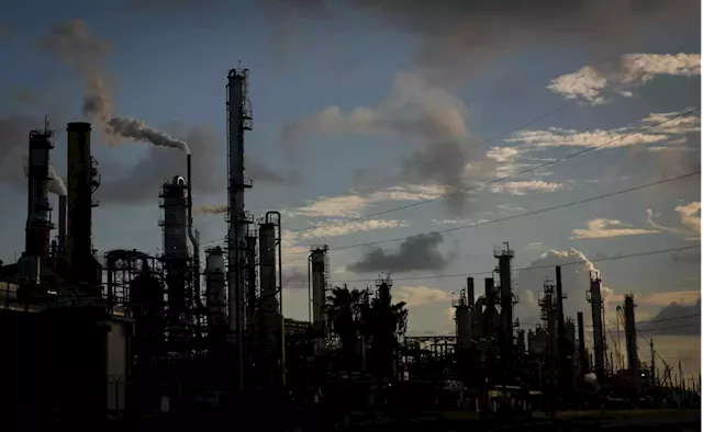 Bloomberg will invest $85M to fight petrochemical companies