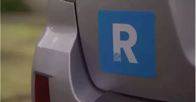 Australian company introduces R plates to help drivers get back behind the wheel after road trauma - paultan.org