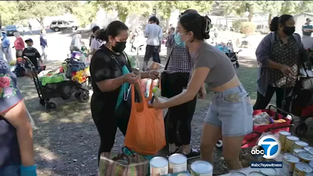 Adelante Comunidad Conejo market offers fresh food options for families: 'This is a place for you'