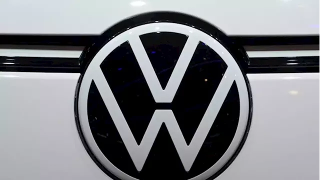 Volkswagen plans over 1 billion euro investment in software JV in China - sources