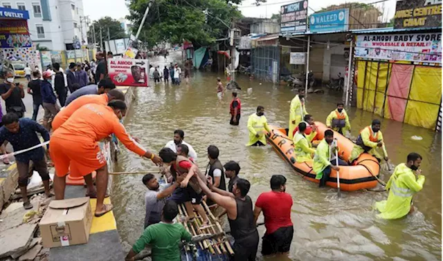 Eight killed in flash floods in India amid heavy monsoon rain - SABC News - Breaking news, special reports, world, business, sport coverage of all South African current events. Africa's news leader.