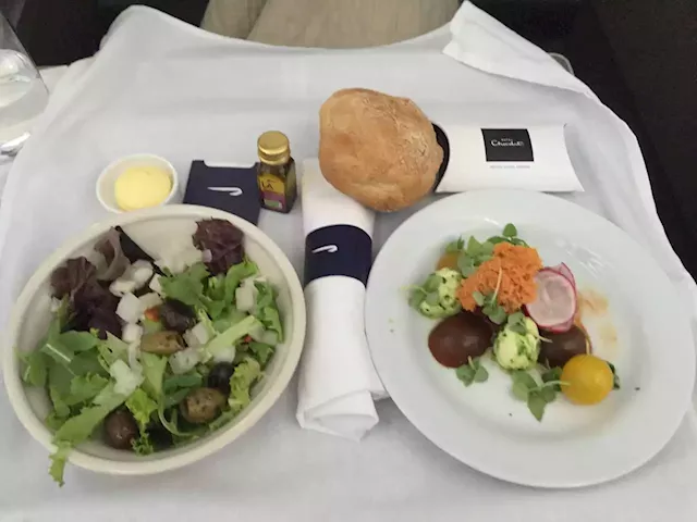 British Airways bringing back multi-course meal in business class