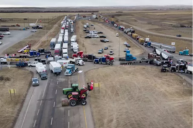 More than 100 tow truck companies refused to help RCMP clear Coutts blockade, document says