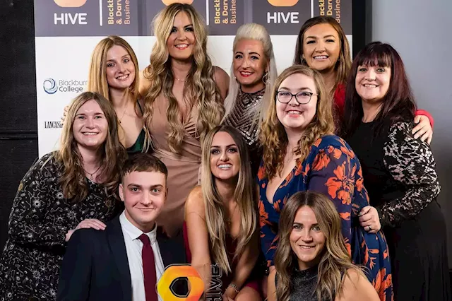 Chorley recruitment agency founded by dynamic sister duo wins prestigious business award