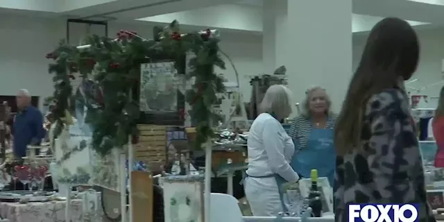 Holiday Market held in Robertsdale, benefiting DASH Foundation of Baldwin County