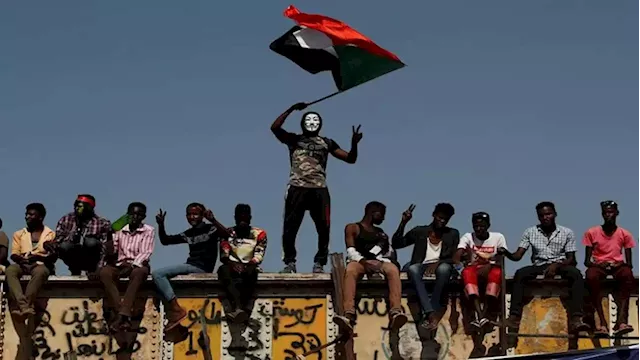 Sudan's Burhan warns terrorists and other factions against interfering with the military - SABC News - Breaking news, special reports, world, business, sport coverage of all South African current events. Africa's news leader.