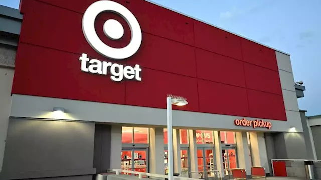 Target warns of a weak holiday season. Shares are tumbling | CNN Business