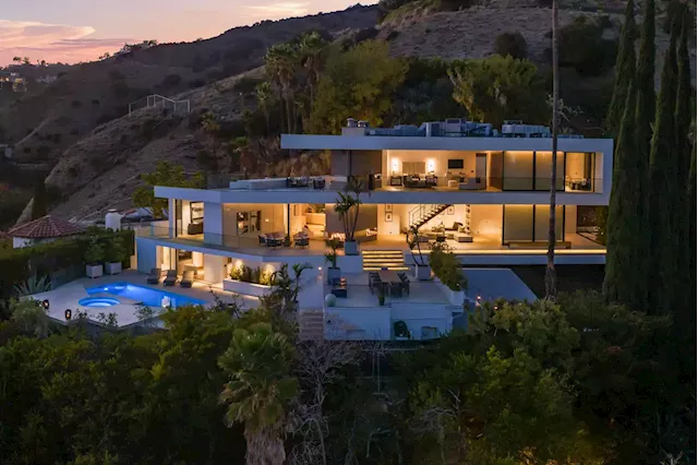 Award-Winning Los Angeles Masterpiece Hits The Market For $13 Million