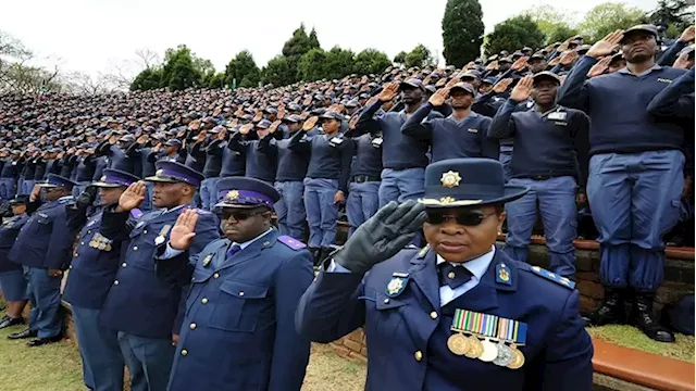 Cele concerned about the retirement of experienced police officers - SABC News - Breaking news, special reports, world, business, sport coverage of all South African current events. Africa's news leader.