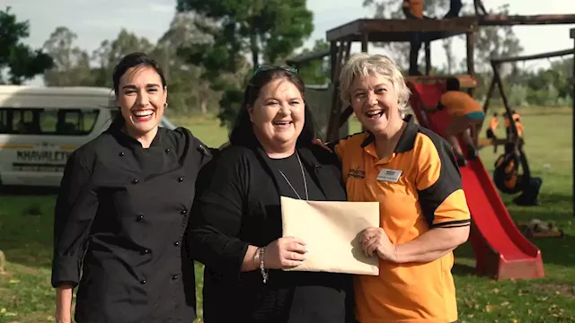 Feed Mzansi | ‘It’s changing lives’ – You voted and Food Lover’s Market and Chef Rozanne donate R25 000 to Khayalethu Youth Centre