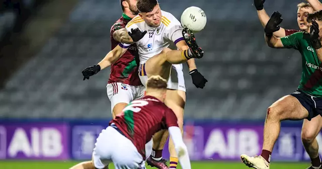 Kilmacud Crokes are all business as they keep Portarlington at a safe distance to secure final slot