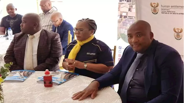 Government meets with Laingsburg community to discuss service delivery and work opportunities - SABC News - Breaking news, special reports, world, business, sport coverage of all South African current events. Africa's news leader.