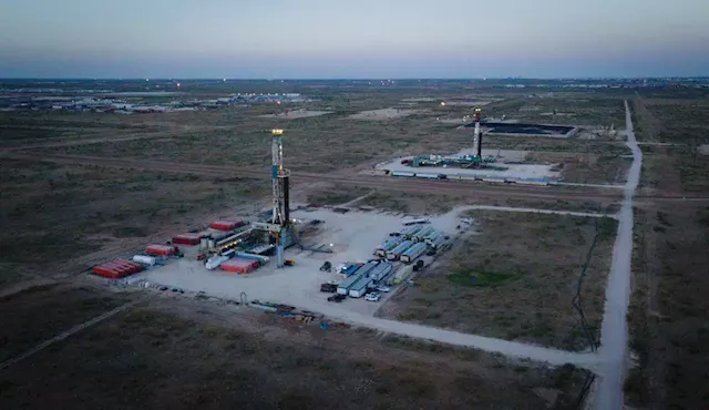 Texas added 2,800 upstream oil and gas jobs last month, according to industry group analysis