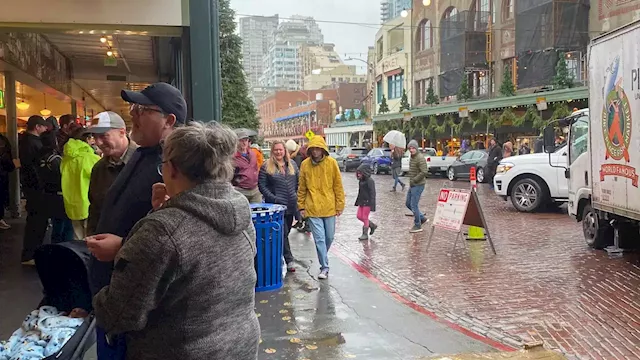 Strong Black Friday showing at Pike Place Market, crowds not at 'pre-pandemic levels' yet, but getting there