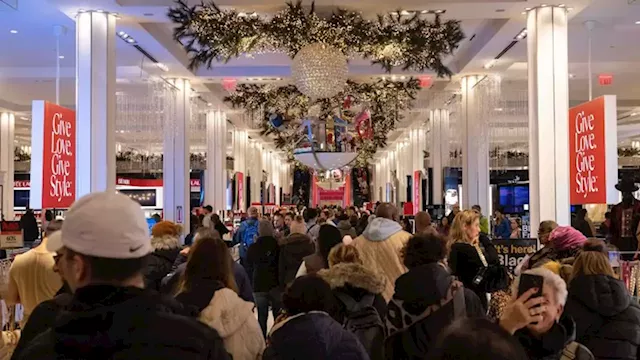 American consumers got holiday shopping off to a strong start | CNN Business