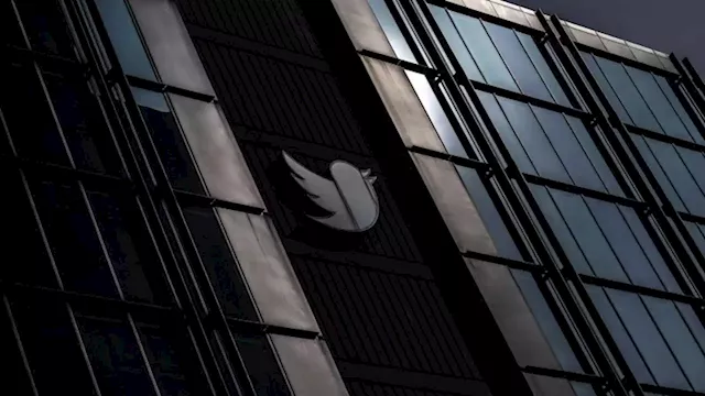 Twitter's C-suite clears out as Musk cements power over the company | CNN Business