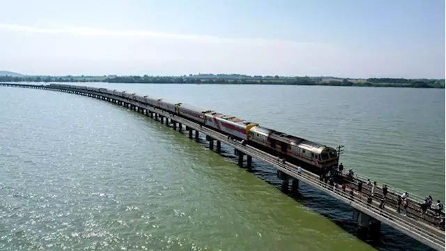 Thailand's 'floating train' a big hit as dam waters rise - SABC News - Breaking news, special reports, world, business, sport coverage of all South African current events. Africa's news leader.