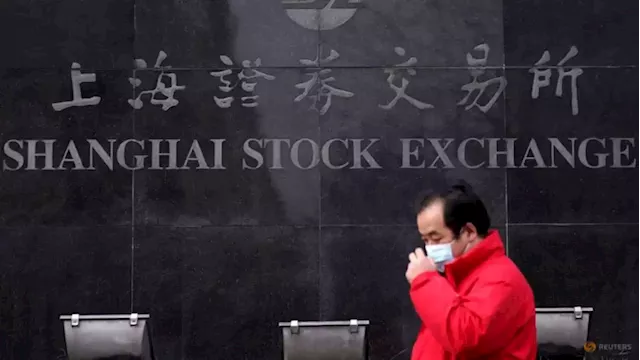 Shanghai bourse unit suffers temporary glitch in a market data system