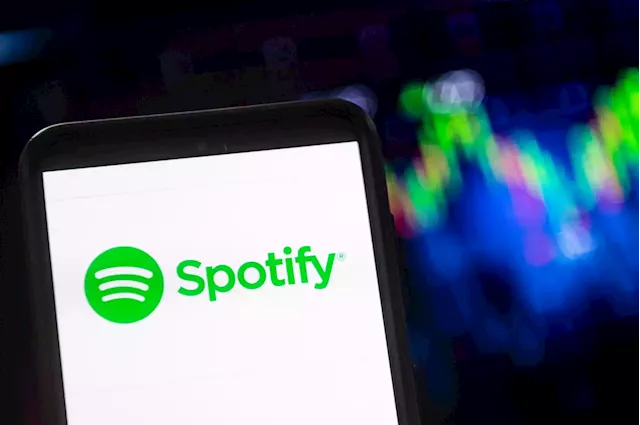 Market leader Spotify complains that Apple Music has 'every advantage' on iPhone